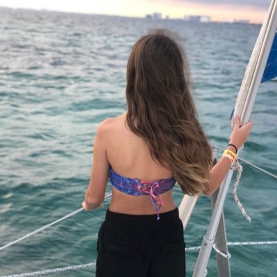 Lily7654321's profile picture. 