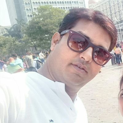 Hi,
This is Sachin Saxena from Lucknow up, n working in MNC company as a District Manager at Lucknow U. Please.
I'm fun loving person like -Jio aur Jine do