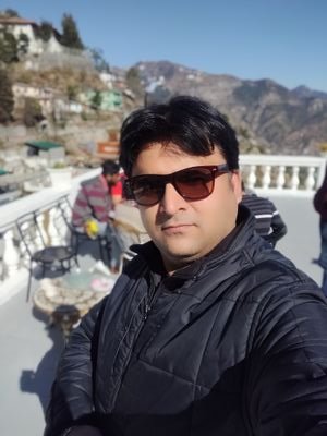 theashisharma's profile picture. Being Genuine...