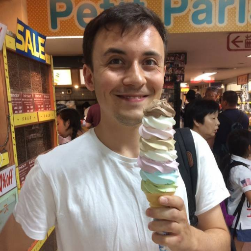 ellismizen's profile picture. Mostly THFC, DHFC, and running.