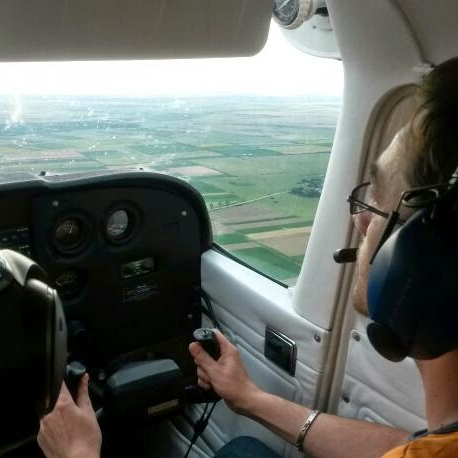 lmadean's profile picture. 