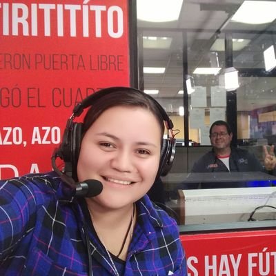 Coordinadora La Red noticias 106.1