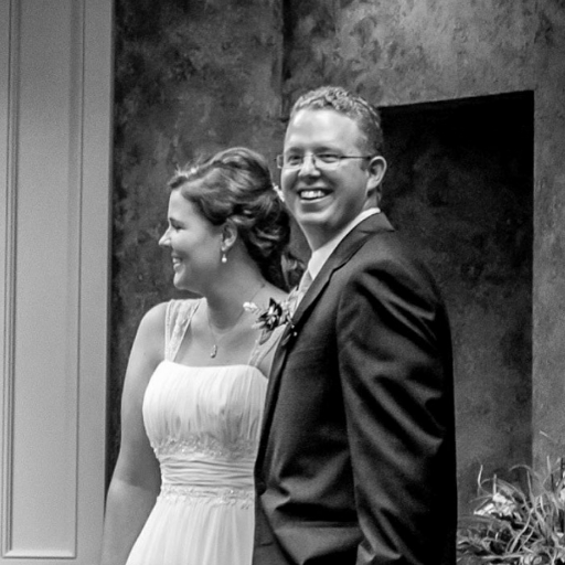 Author, Father, Husband. Supporter of the #writingcommunity Help support the #indieauthor! Find me on twitch at https://t.co/qEmWUPVPER