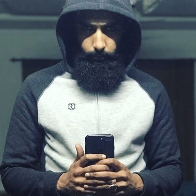 DurezUsman's profile picture. A human