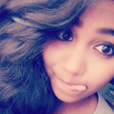 ManadhilMental's profile picture. Thanathu karuthai bayamilamal theriviyungal.... Evan kelvi ketalum.. Badhil  sola avasiyam ila... Do wat u think.... Sk &mg &ani lub... ❤❤