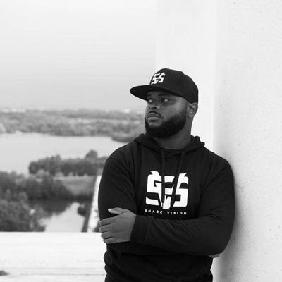 DrewNlend's profile picture. 