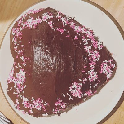 rebecca_timko's profile picture. if people love me that’s fine I don’t care