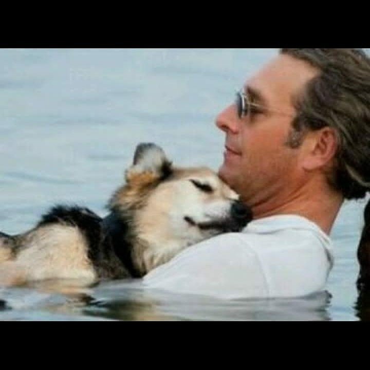 Caroralevitica's profile picture. Trabajando por salir adelante siempre...