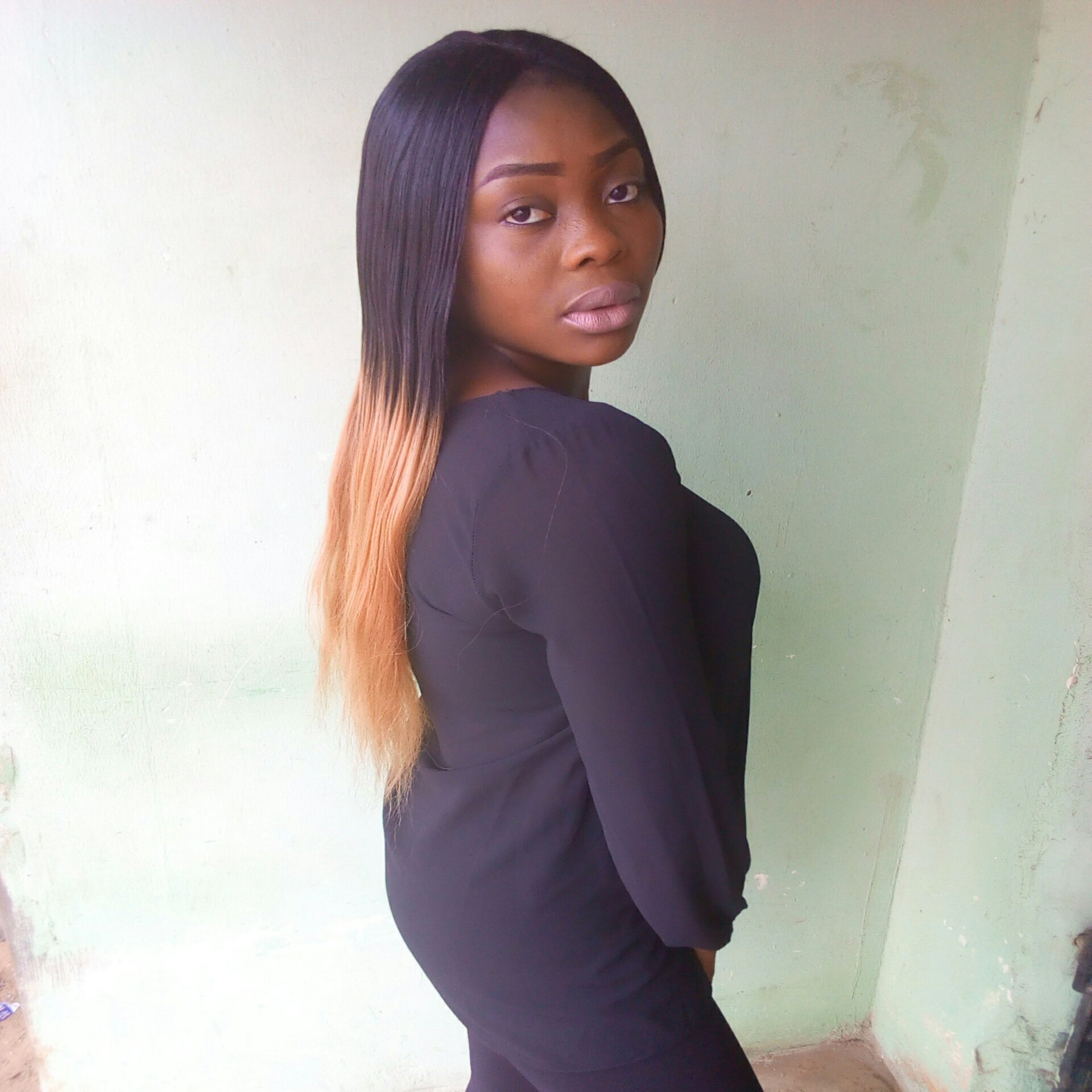 MaeBrow67006456's profile picture. Humanity rocks