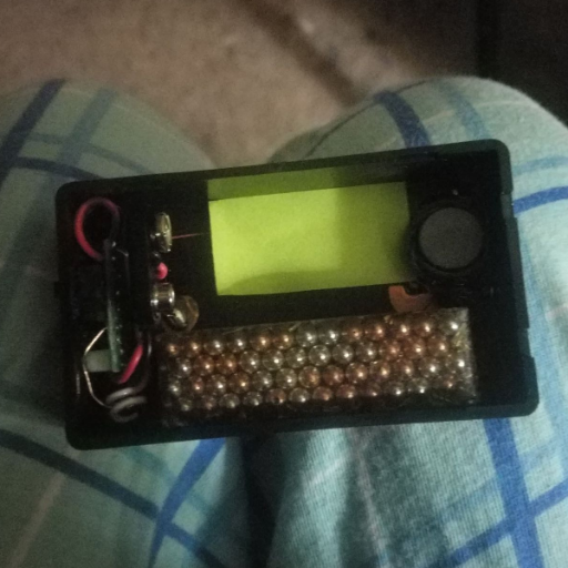 intelligence analysis / infosec / porn // nonbinary, they/them // left. ptsd. not-really-recovering tech shithead. don't mind the chaff.