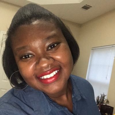 tiff_1212's profile picture. 