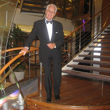 DancingmanUK's profile picture. Single retired Entrepreneur