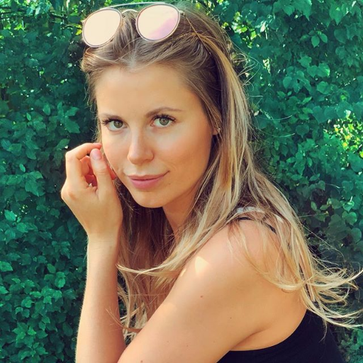 NadineS43216613's profile picture. Dating is a great way to find a new partner. There are millions of dating sites to choose from. #dating #onlinedating