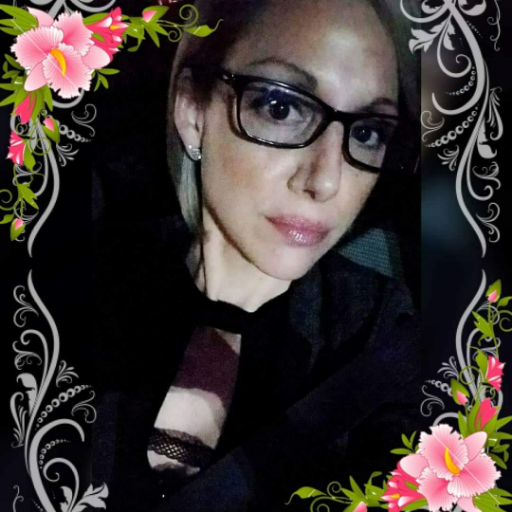 UniqueMeJewelr1's profile picture. "Wear your essential oils with style!"
https://t.co/RxCWkPsfRh