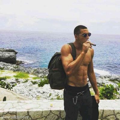 xinfeng79's profile picture. 