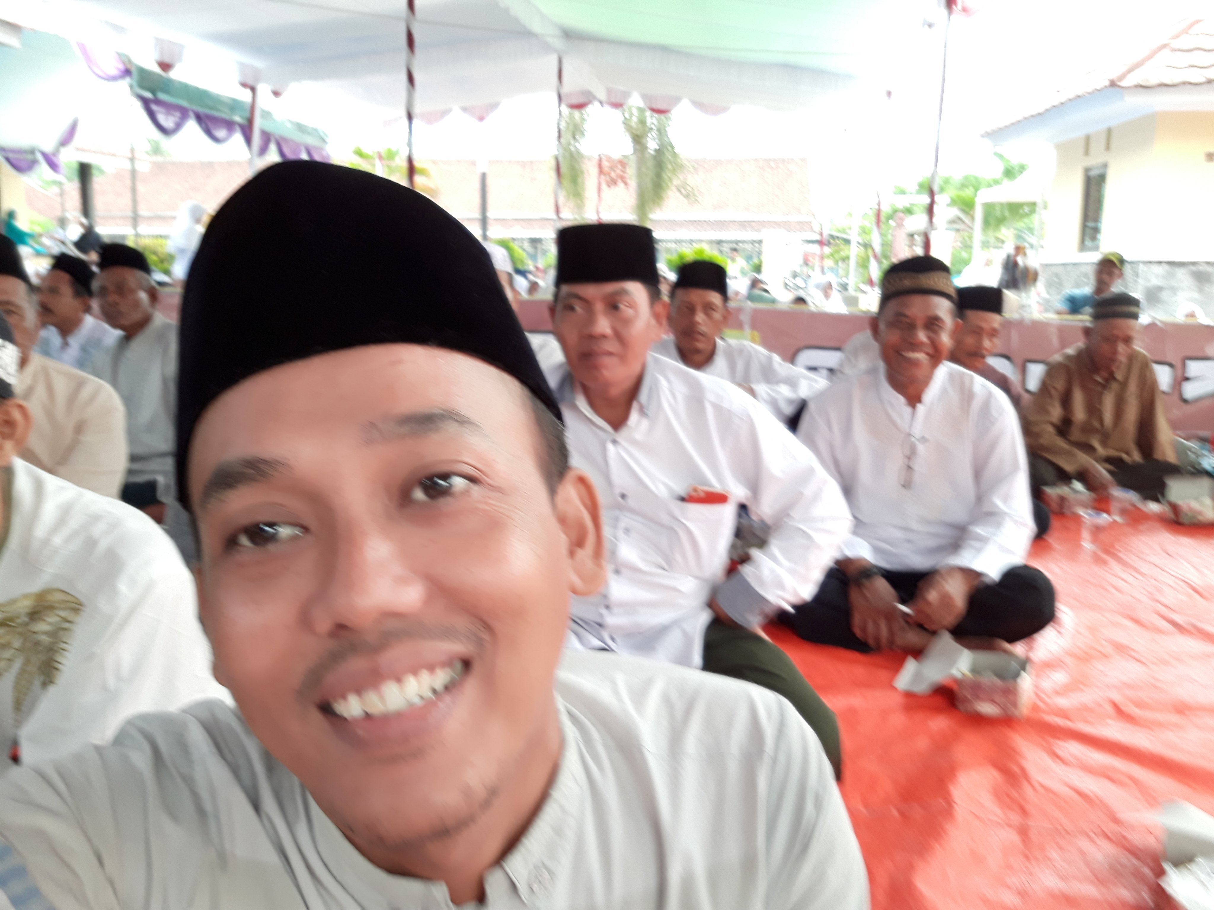 AlimSujatmiko's profile picture. 