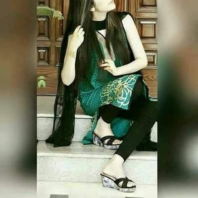 Hania72773618's profile picture. taqdeer na Jese chaha wasa ban gae hum!..bohot sambhal ka chale phir bhi phisalgae hum!.. kisi na bharosa tora kisi na Dil !. ur logon ko lagta ha badal gae hum