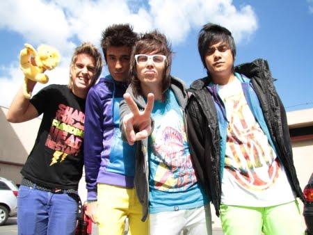 isso é um fa clube sigam tbm @mih_titi
