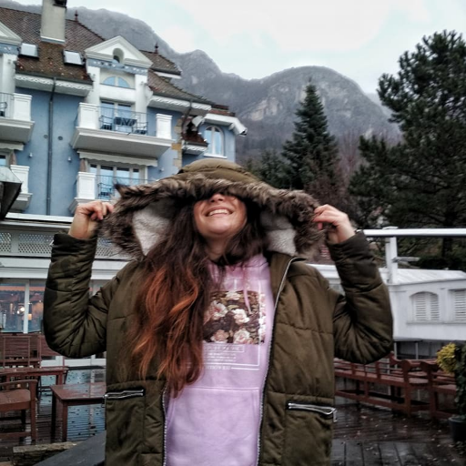 Krlena_'s profile picture. Freelance writer, journalist, publicist and a bit therapist. Food, travel, lifestyle, relationships. Lover of chocolate cakes, wine, traveling and bachata.