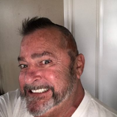 medicinalmanOIG's profile picture. Standing Up for my right, and every other Americans right to smoke marijuana,a medicinal herb. Stand Up for your right!