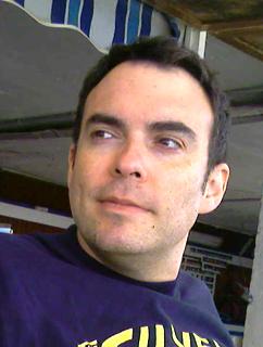 Directeur de Gentil Martien, je crée des contenus pour la jeunesse: livres, contes, jeux Web, apps iPhone, iPad et Androïd, eBooks...