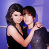 Hello i like jb sg mc and lots of disney stars please follow me 2,564 is my luckky nummber! ilove evrybody on da twiter! :)