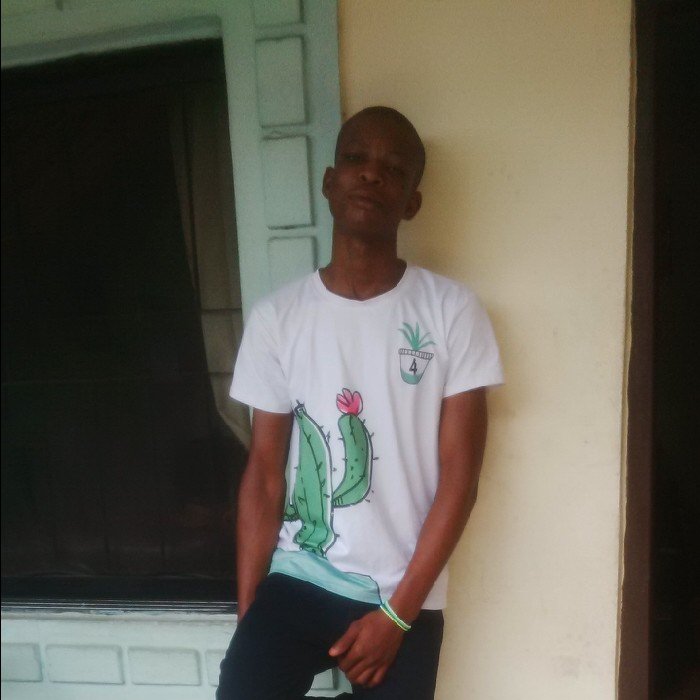 ElvisKelvin18's profile picture. I am blind been through a lot and want to see him play music