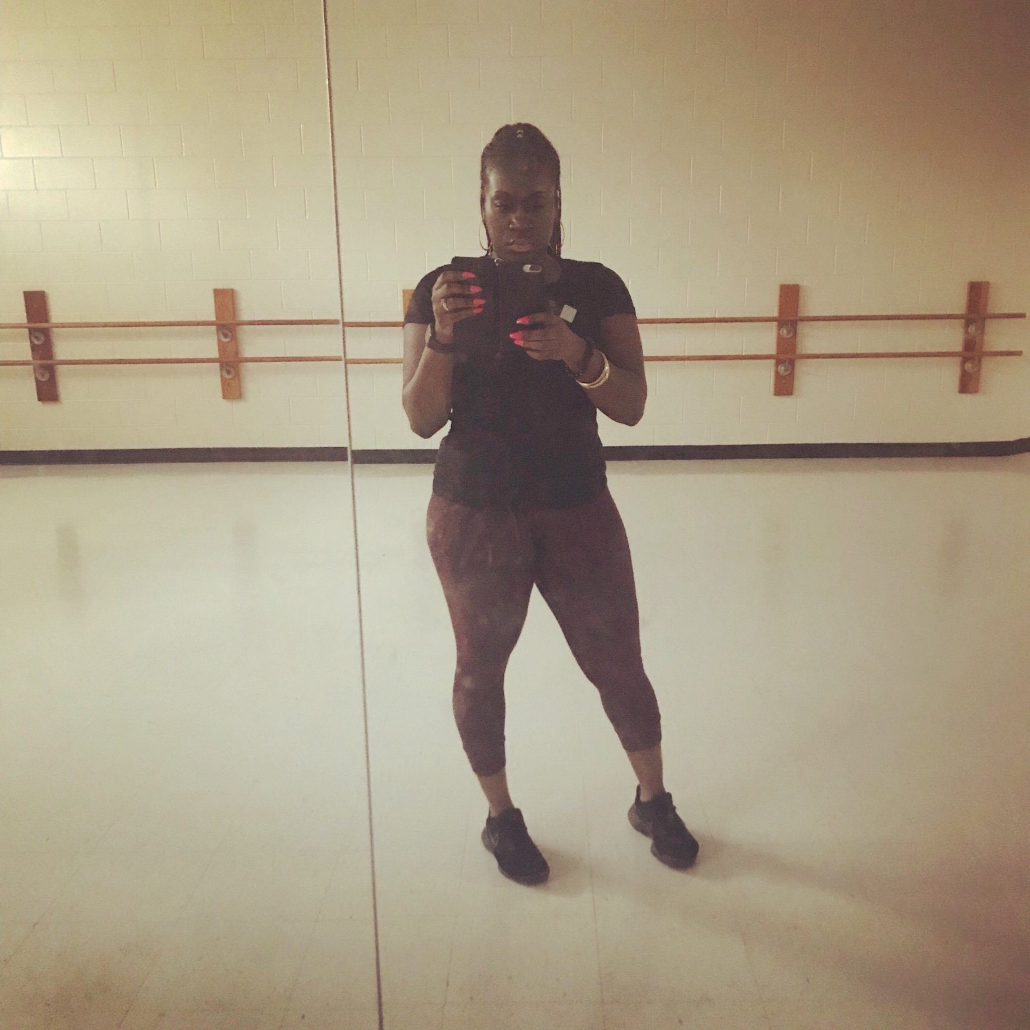 DanceIzLife CEO ThYck Fitness Aerobic #Dancer #Choreographer #Writer #Author #Poet #FitnessCoach Come try my workout class you won’t regret it#ThYckFitChicks