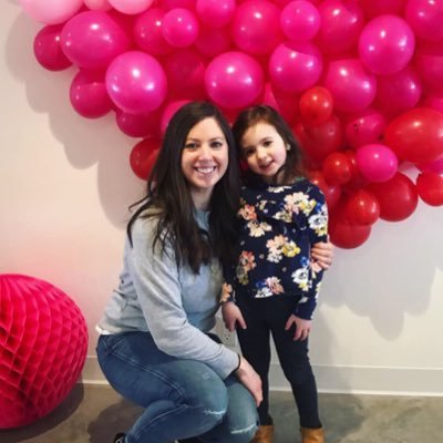 mrspettenuzzo's profile picture. 2nd grade teacher at Holmes School in Oak Park, Illinois. #holmeshawks