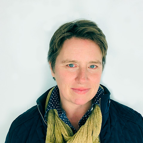 DigitalMetzger's profile picture. Maman, Psychosociologue, Coach PNL, Hypnothérapeuthe, Conscious leader. fascinée par les neuro-sciences et l'être humain. J'adore hacker le cerveau.