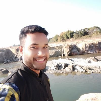 paulamit526's profile picture. 