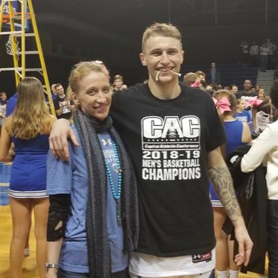 Jason's mother ❤️ yoga teacher 🙏🏻 EV Tysons Realtor 🏡 used to coach a little basketball 🏀