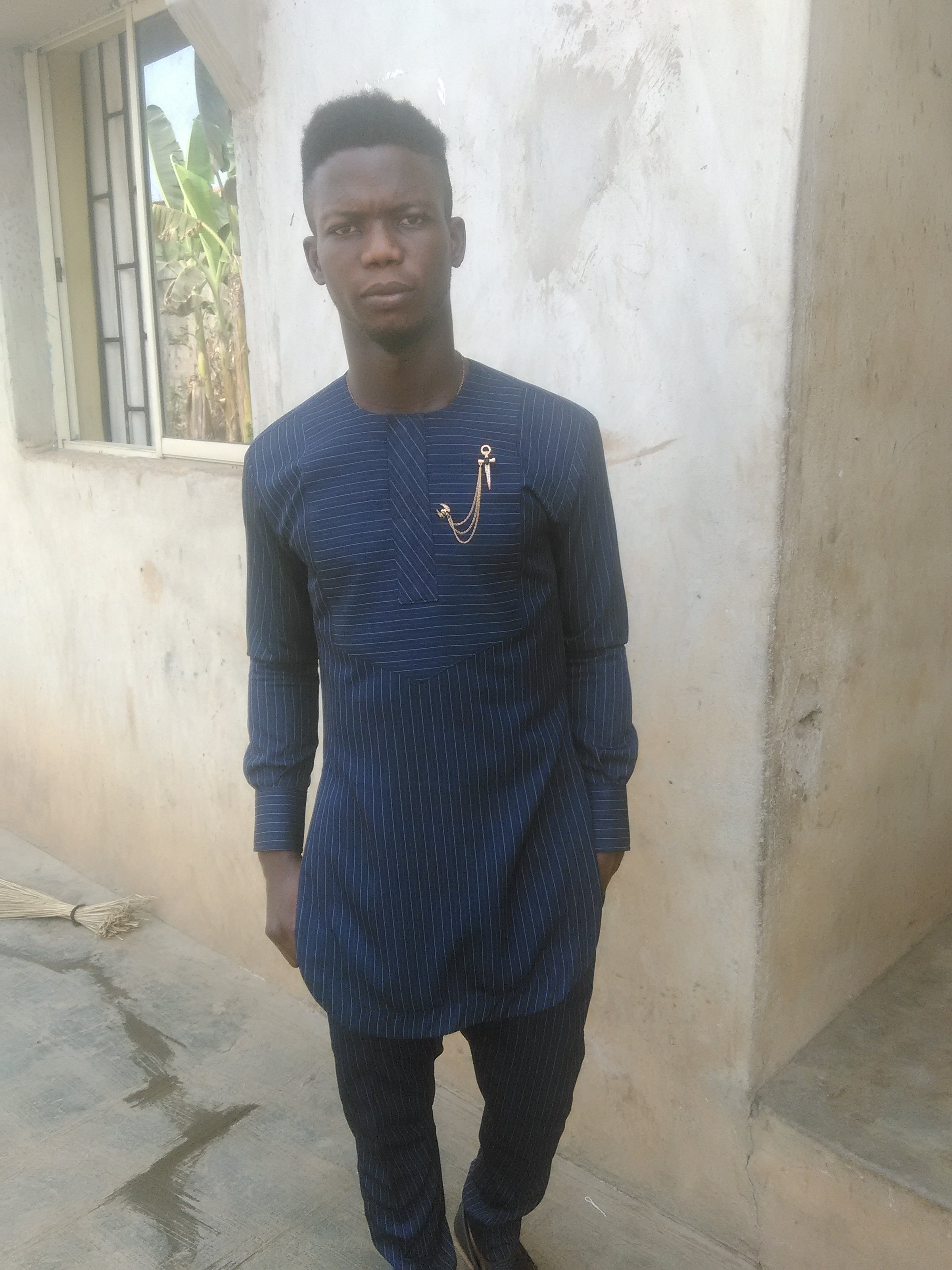 I am a fashion designer...specialize in all native wears,english wears and casual wears...lover of football... i rep #AFC