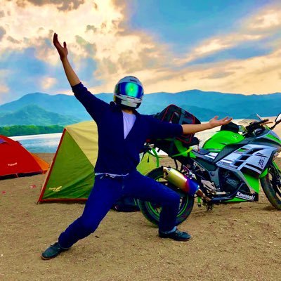 ezoninja250's profile picture. 最近筋トレはムカつく上司をぶっ飛ばすためにあることに気づく。髪はアメている。