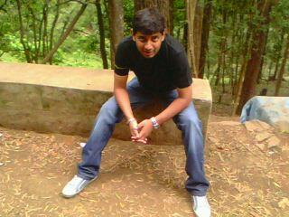 Karthik_coolbud's profile picture. 