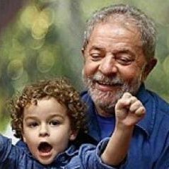 #LulaPresidente
Brasil com Lula, governo da vida e da esperança. #BolsonaroTeEnganouBabaca
#EsquerdistasSeguemEsquerdistas
#ASaídaSempreSeráPelaEsquerda
🇧🇷