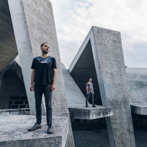 distant_glow's profile picture. 