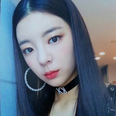 a dona deste fc enaltece ama e protege seus fav durante 24h de uso
