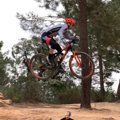 Vincent On Twitter Serveur Oshimo Le Village Enseveli Semble Bug Cela Fait 3 Jours Que Tout Le Monde Le Clean Et Impossible De Livrer Les Avis De Recherche Https T Co Pt6dhzdnbj