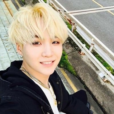 blackfrost00101's profile picture. ARMY💜