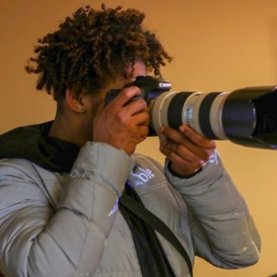 Videographer/Photographer📸🎥 Graphic Artist 🔥💪🏽 🇯🇲 Dm me for my services!!!