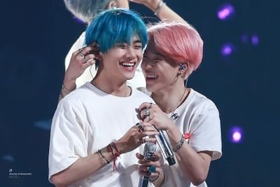 BTS♥
ジミナ強めのクオズよりのオール
 最近はヒョンラインの可愛さにやられ中