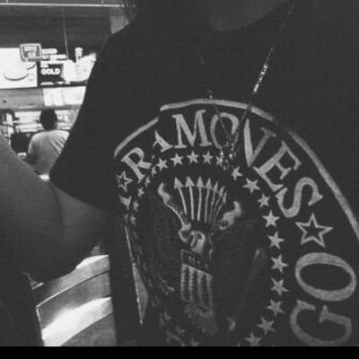 _avea__'s profile picture. 