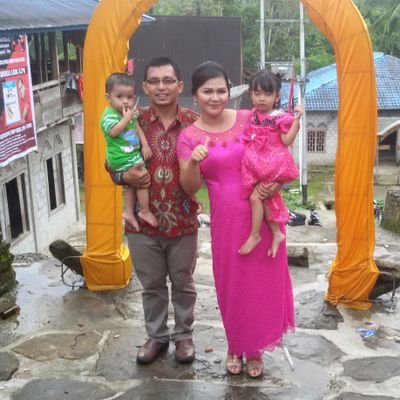 NestapaBago's profile picture. Politik & Pemerintahan Politik Keluarga