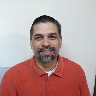 Administrador,Luchador,Sincero y Amante de una Venezuela con voluntad que Busca crecer por su Fortalezas...y convencido de que no existen los imposibles...