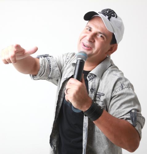 Twitter Oficial do cantor Baiano,mas Maranhense de coração,Gargamel. Twitter atualizado pelo próprio cantor.