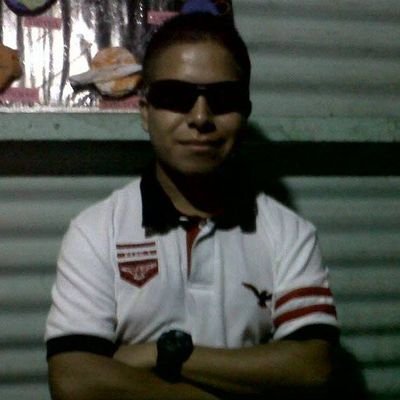 Tu vida es como un libro en el que a todos les esta permitido ver el titulo pero solo los que te aman llegan a ver el contenido!