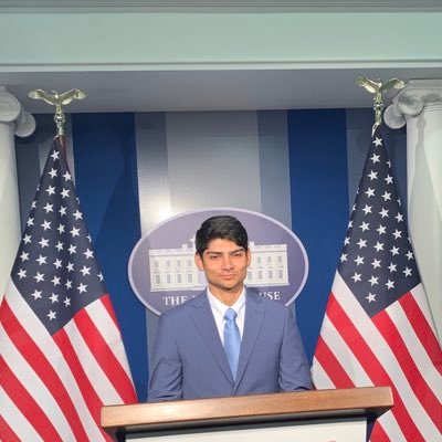 MoizSye's profile picture. Double Major in Political Science and Marketing.