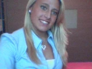 Eternellement_x's profile picture. 