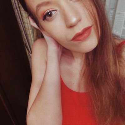 ElenaAlvarezMit's profile picture. El mundo ya se puede parar, que yo seguiré bailando.